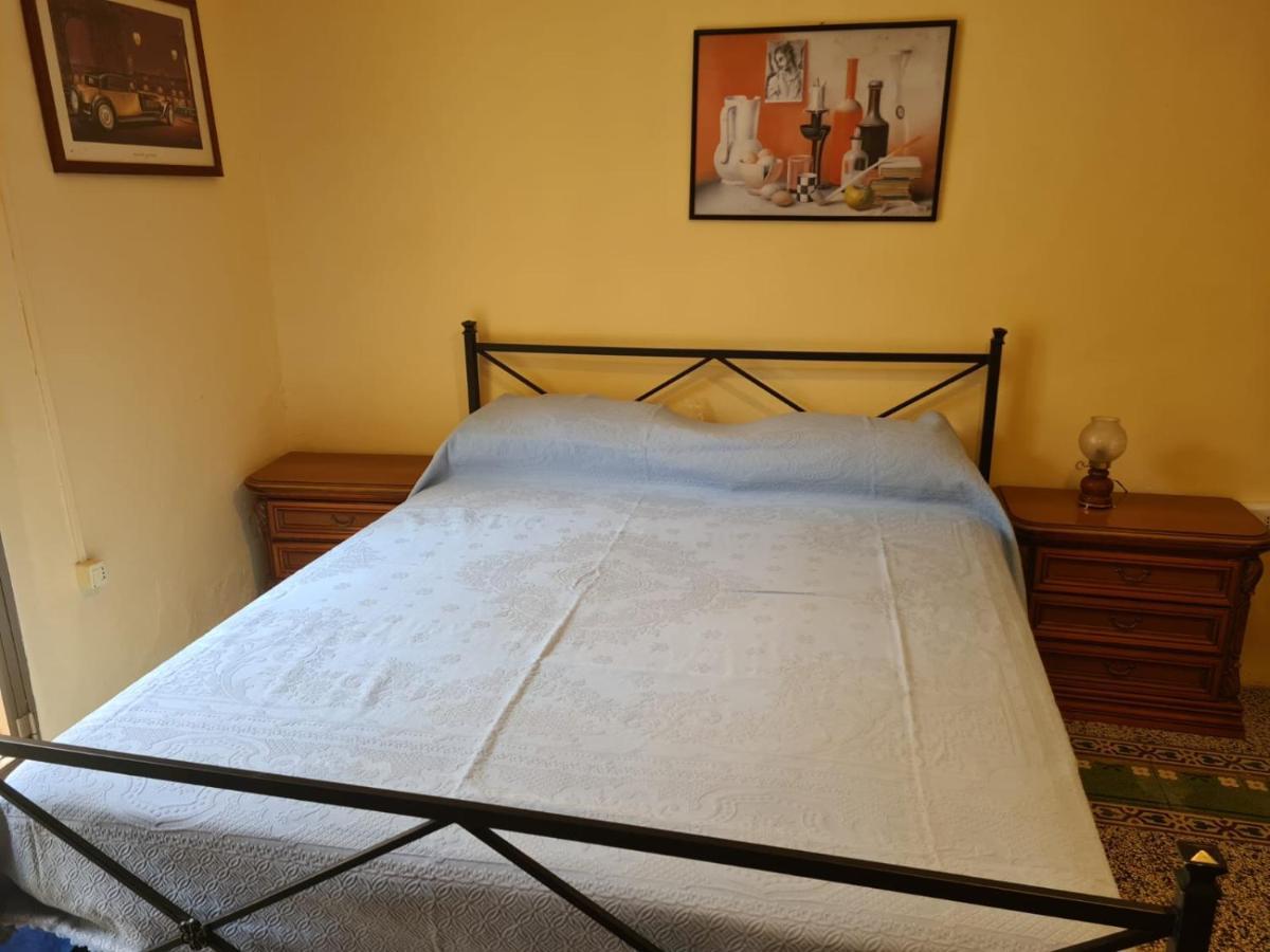 מלון Caltavuturo La Casa Di Emanuela מראה חיצוני תמונה