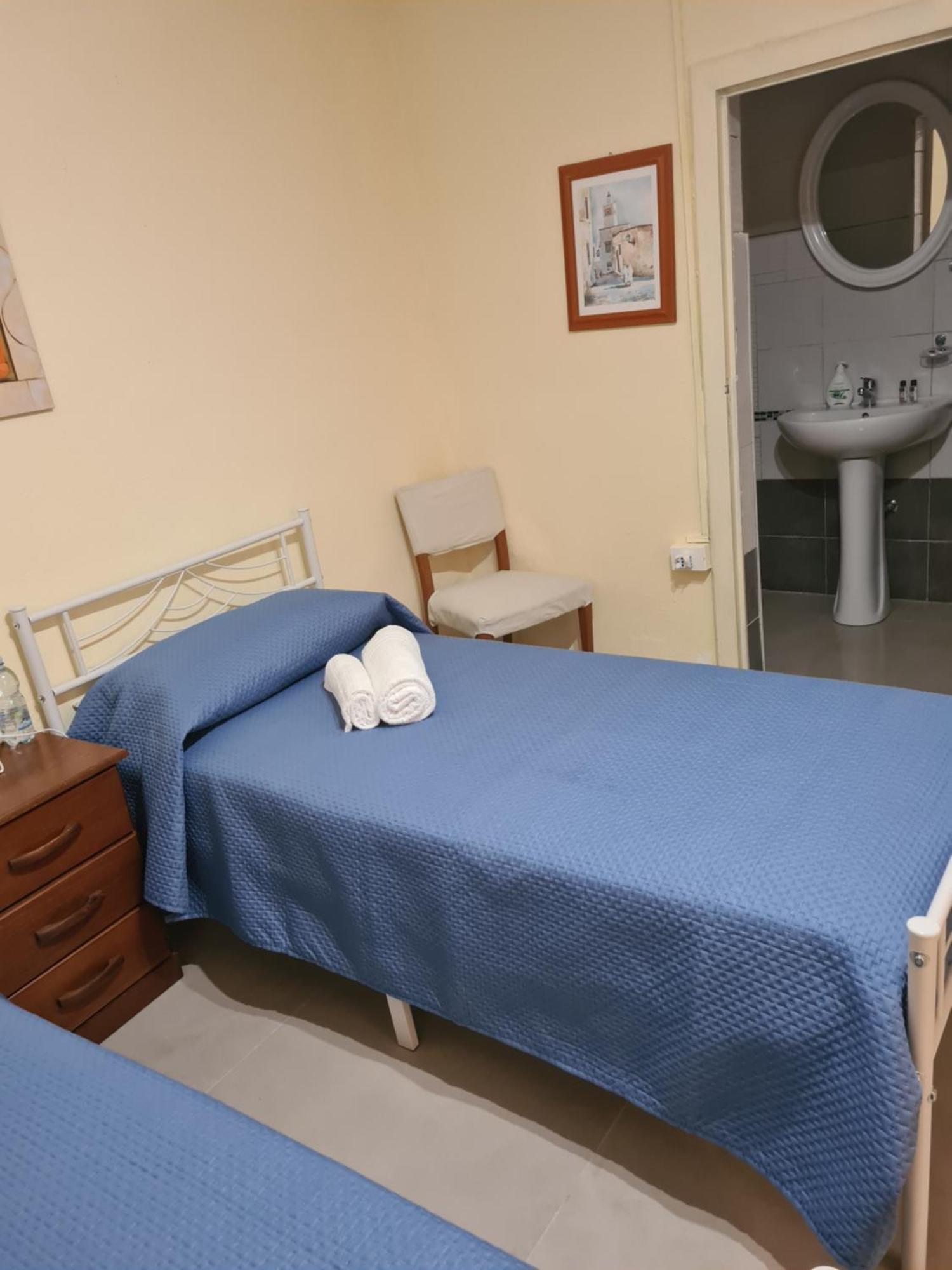 מלון Caltavuturo La Casa Di Emanuela מראה חיצוני תמונה